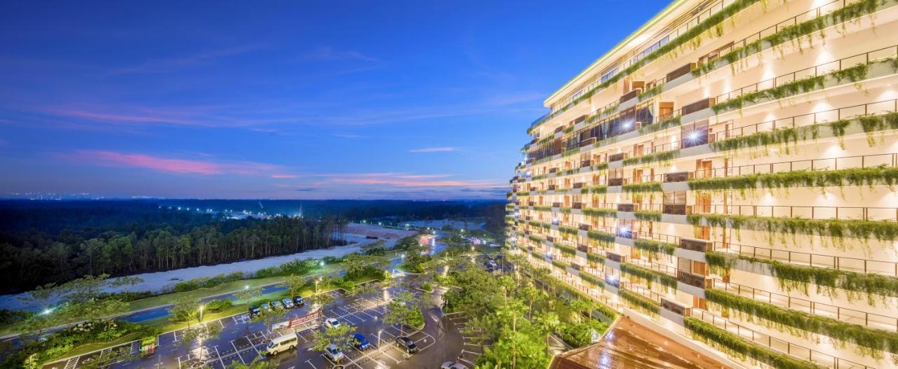 Forest City Golf Hotel Nusajaya  Exteriör bild