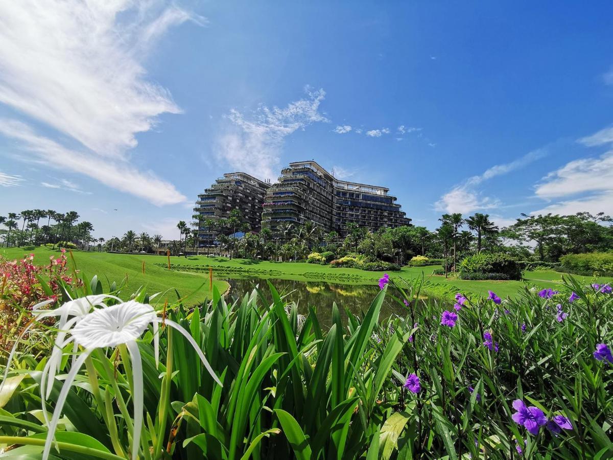 Forest City Golf Hotel Nusajaya  Exteriör bild