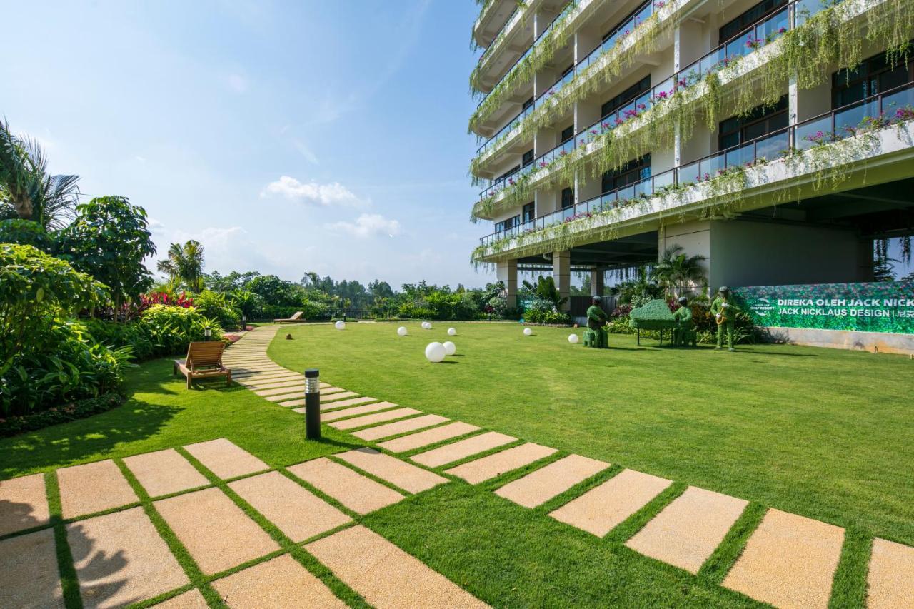 Forest City Golf Hotel Nusajaya  Exteriör bild